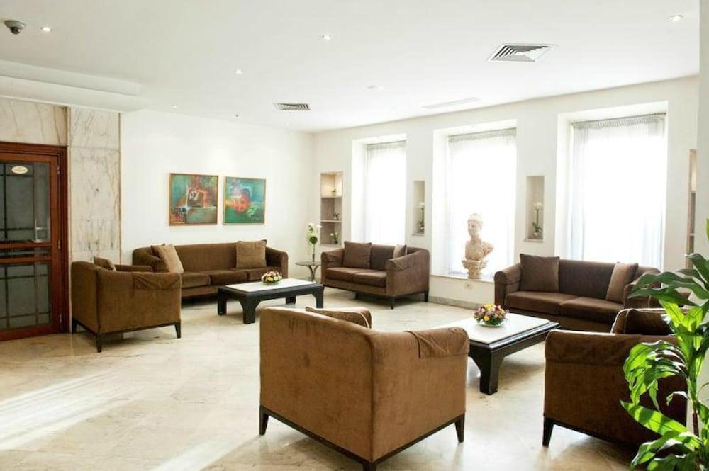 Hotel Le Pacha Tunis Exterior photo